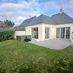 Maisons De Familles Beachfront Dom wakacyjny *