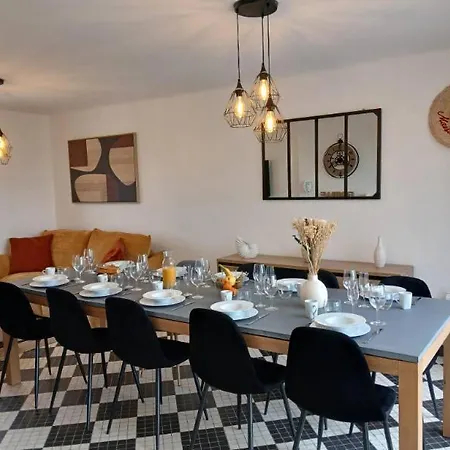 Holiday home Maisons De Familles Beachfront Hauteville-sur-Mer