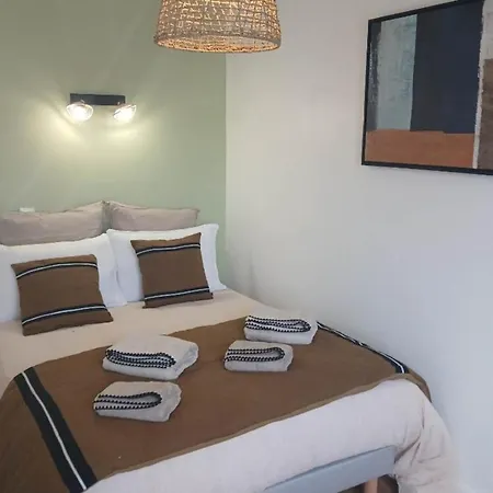 Maisons De Familles Beachfront בית נופש *